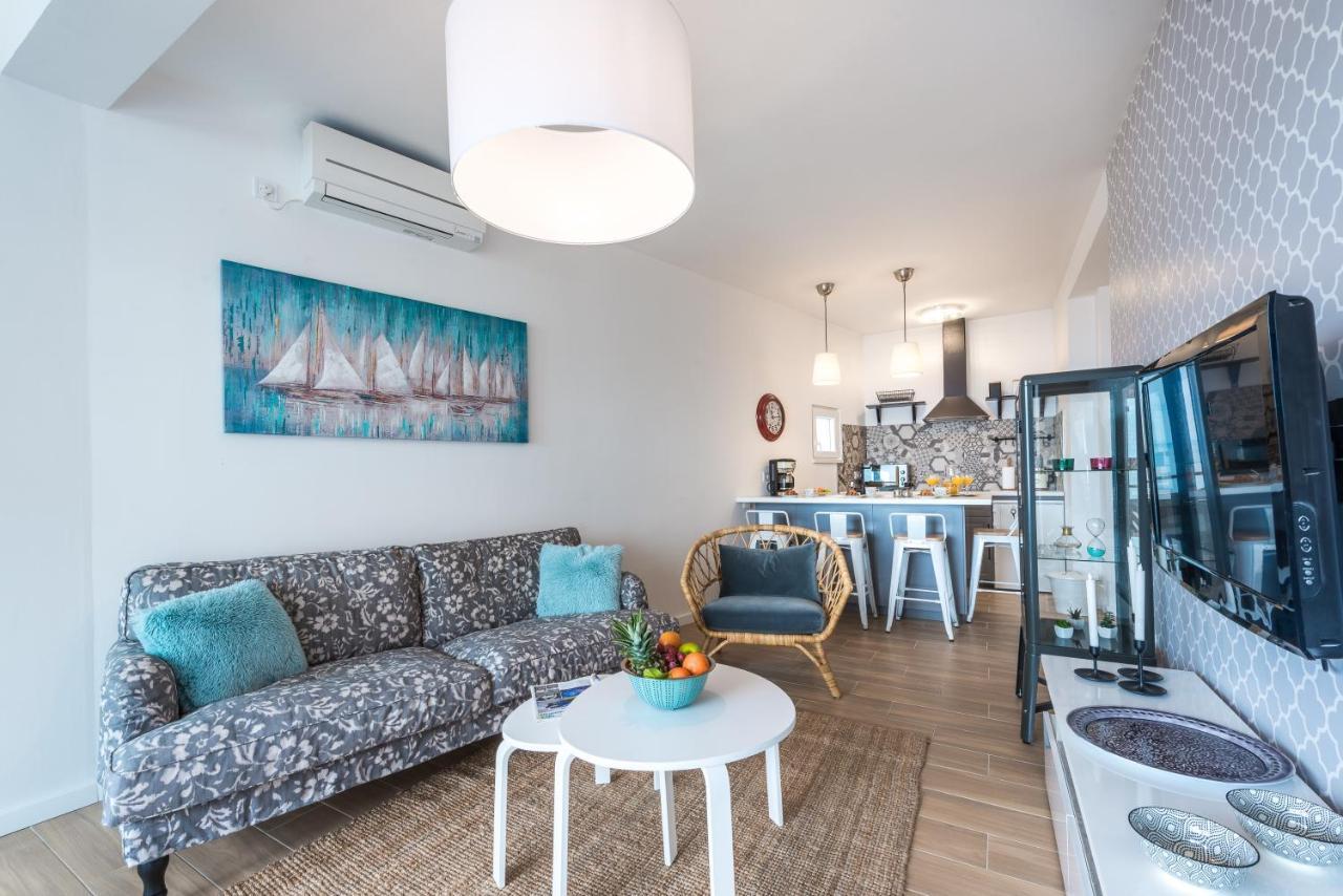 מליני Apartments Maris מראה חיצוני תמונה