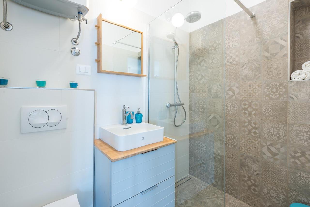 מליני Apartments Maris מראה חיצוני תמונה